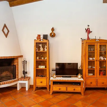 Countryside Retreat House Marmelete